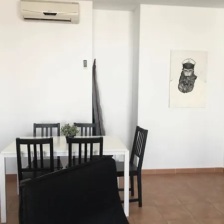 With 2 Bedrooms In Conil De La Frontera, With Wonderful *